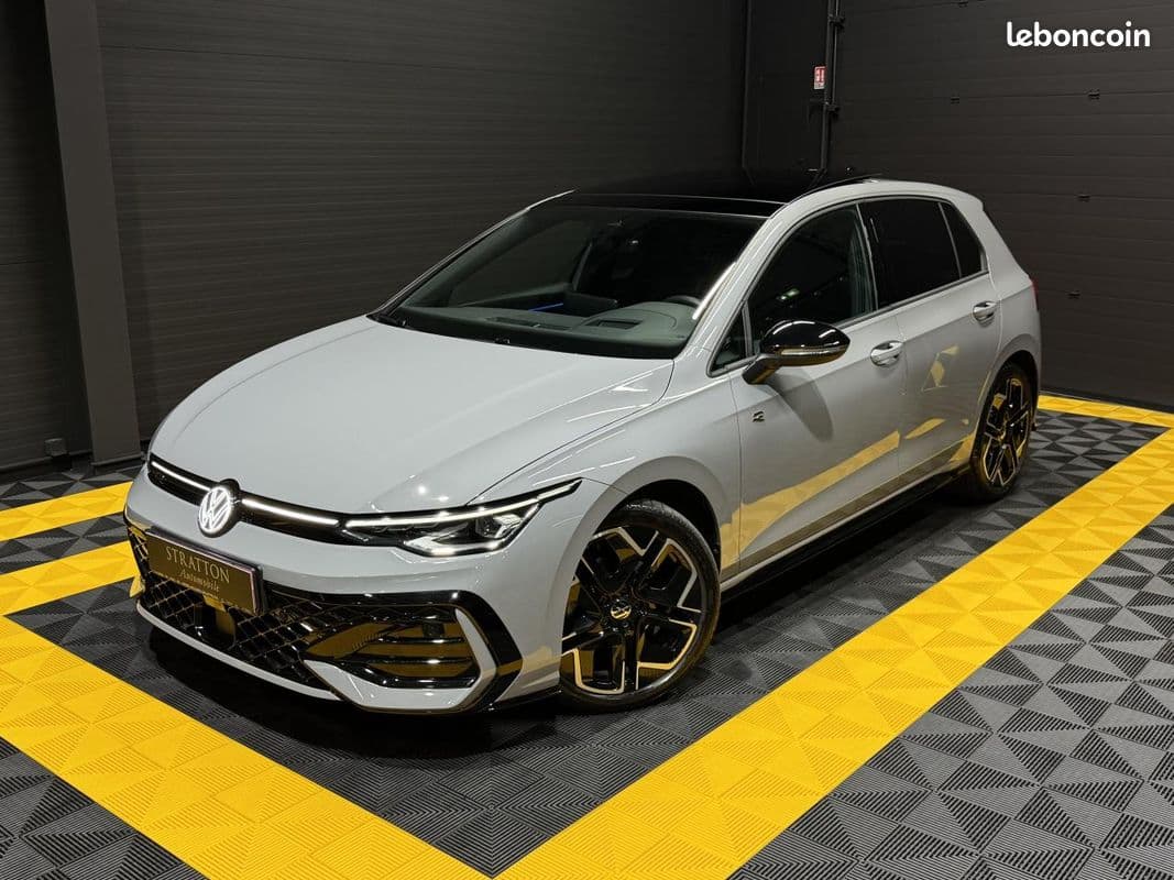 VOLKSWAGEN Golf 8 R-line 2024 d'occasion à Saint-Andiol — 24 000 km, Diesel